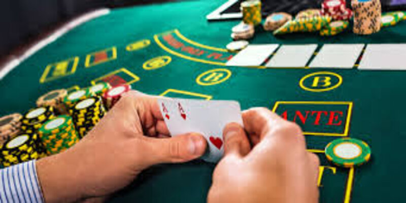 Chiến lược tham gia giải đấu Texas Hold’em